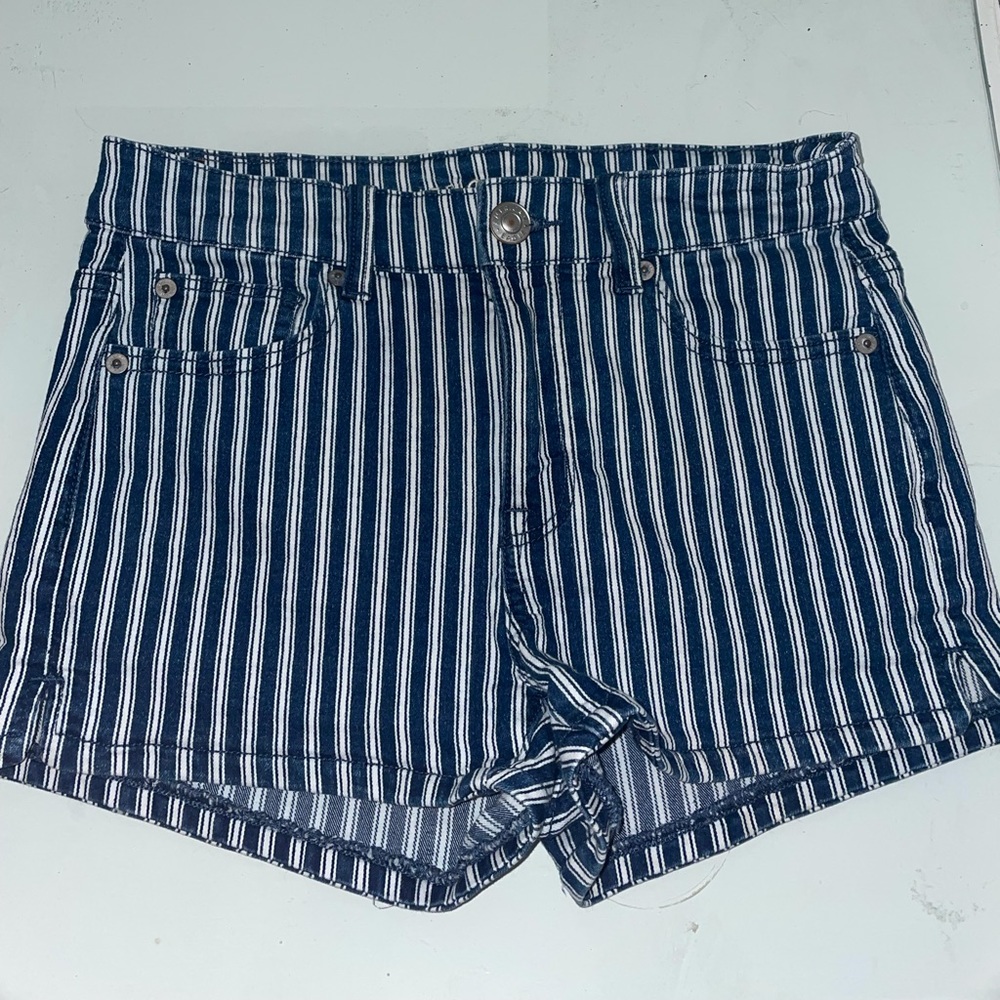 AE striped shorts